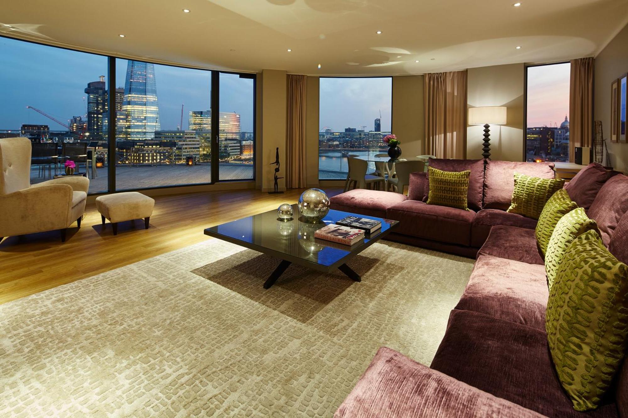 Cheval Three Quays At The Tower Of London Aparthotel Exterior photo
